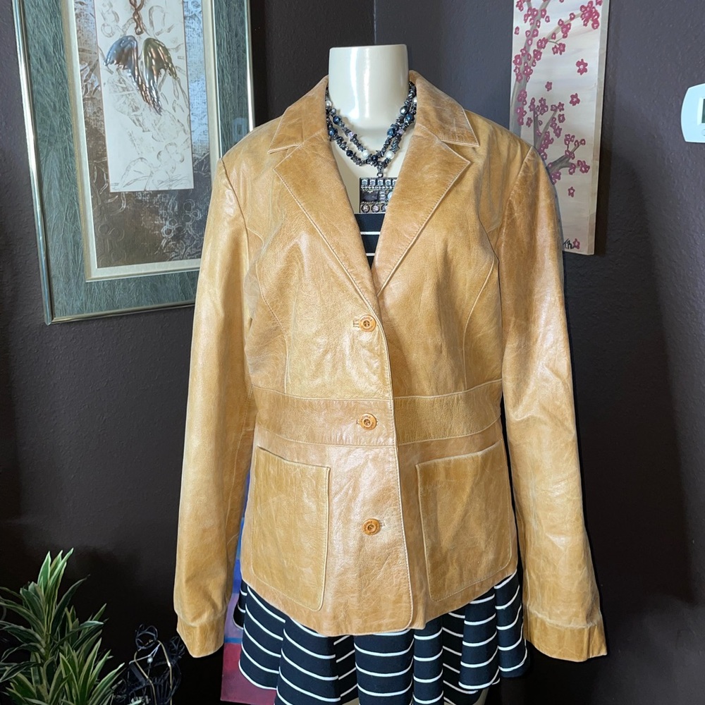 🧡Beautiful Great Used Condition Wilson’s L Maxima leather coat